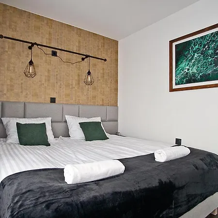 Near Sanktuarium Beautiful View And Free Parking Διαμέρισμα *