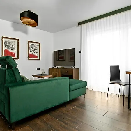 Near Sanktuarium Beautiful View And Free Parking Apartment Krakau
