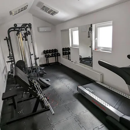 Near Sanktuarium Beautiful View And Free Parking