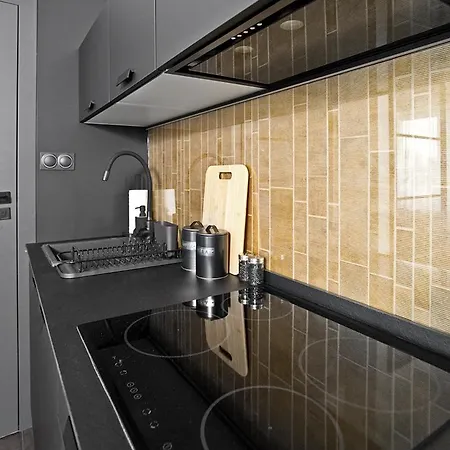 Near Sanktuarium Beautiful View And Free Parking Apartamento